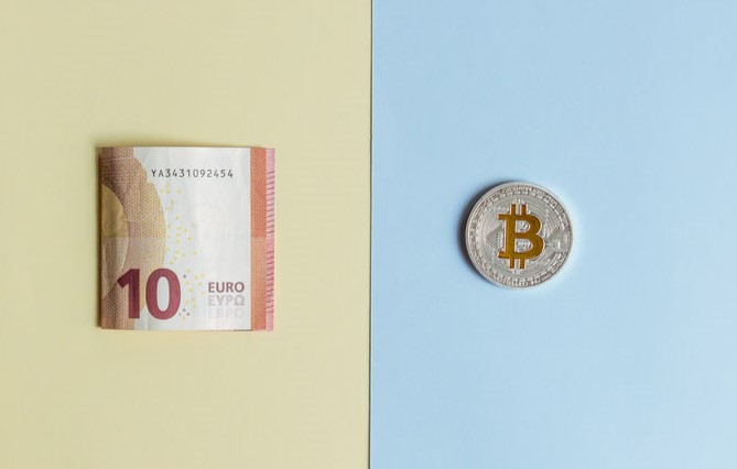 « La nouvelle guerre des monnaies », un panorama de réflexion sur chaque composante de la problématique monétaire
